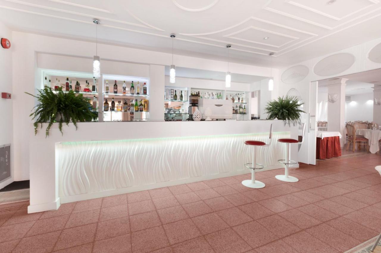 Hotel Sant'Agata SantʼAgata sui Due Golfi Esterno foto