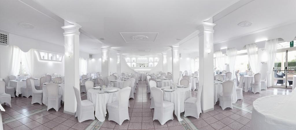 Hotel Sant'Agata SantʼAgata sui Due Golfi Esterno foto